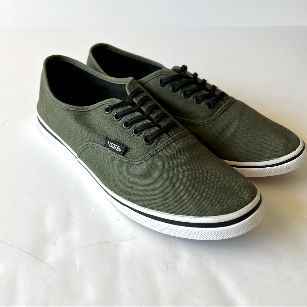 Vans Skateboard Sneakers